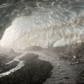 The subglacial environment of Mount Baker's Sherman Crater