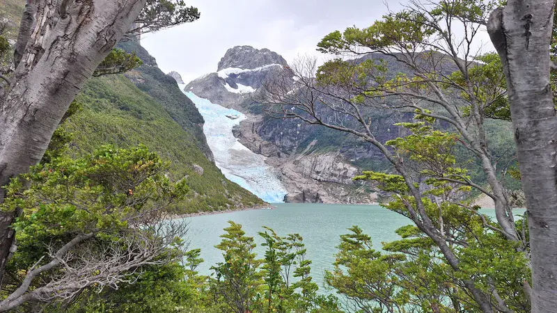 Serrano Glacier and Lake