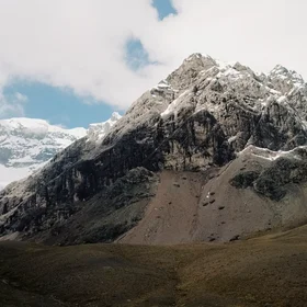 Where Glacier Retreat Reveals the Apu