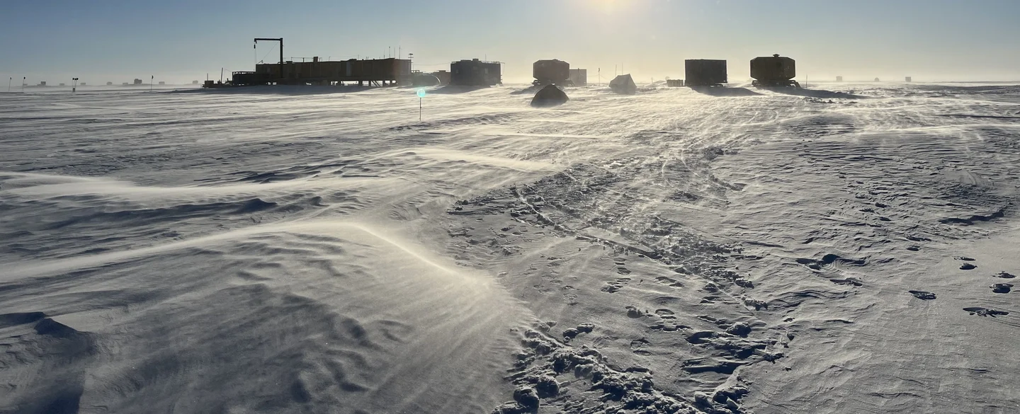 Antarctic Summer Breeze