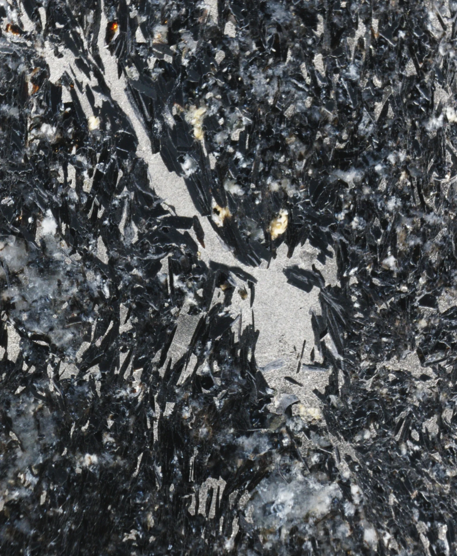 Deformed pyrrhotite associated with graphite in Estonian Precambrian gneisses
