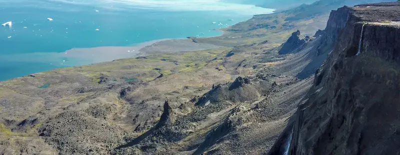 Disko Island, Vaigat formation basalt.